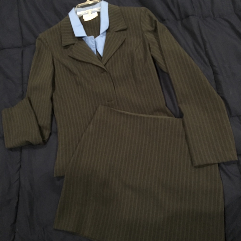 2 piece Junior’s business casual suit